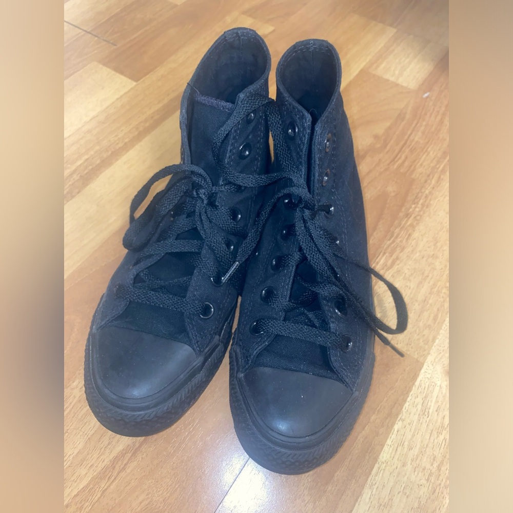 Converse high top